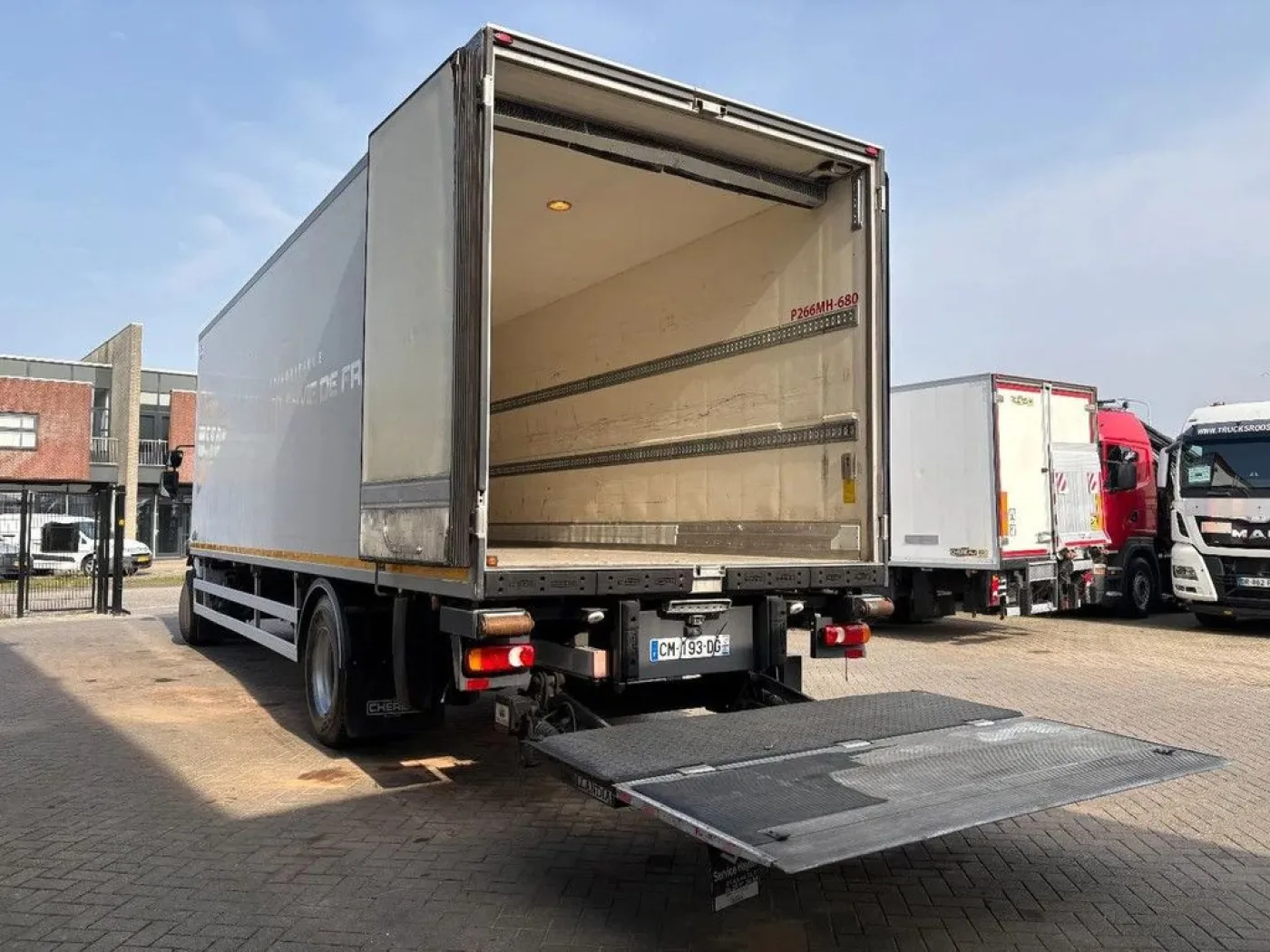Volvo FL 240 + THERMO KING + CHEREAU + EURO 5 + ELEVATOR + ATP - 5