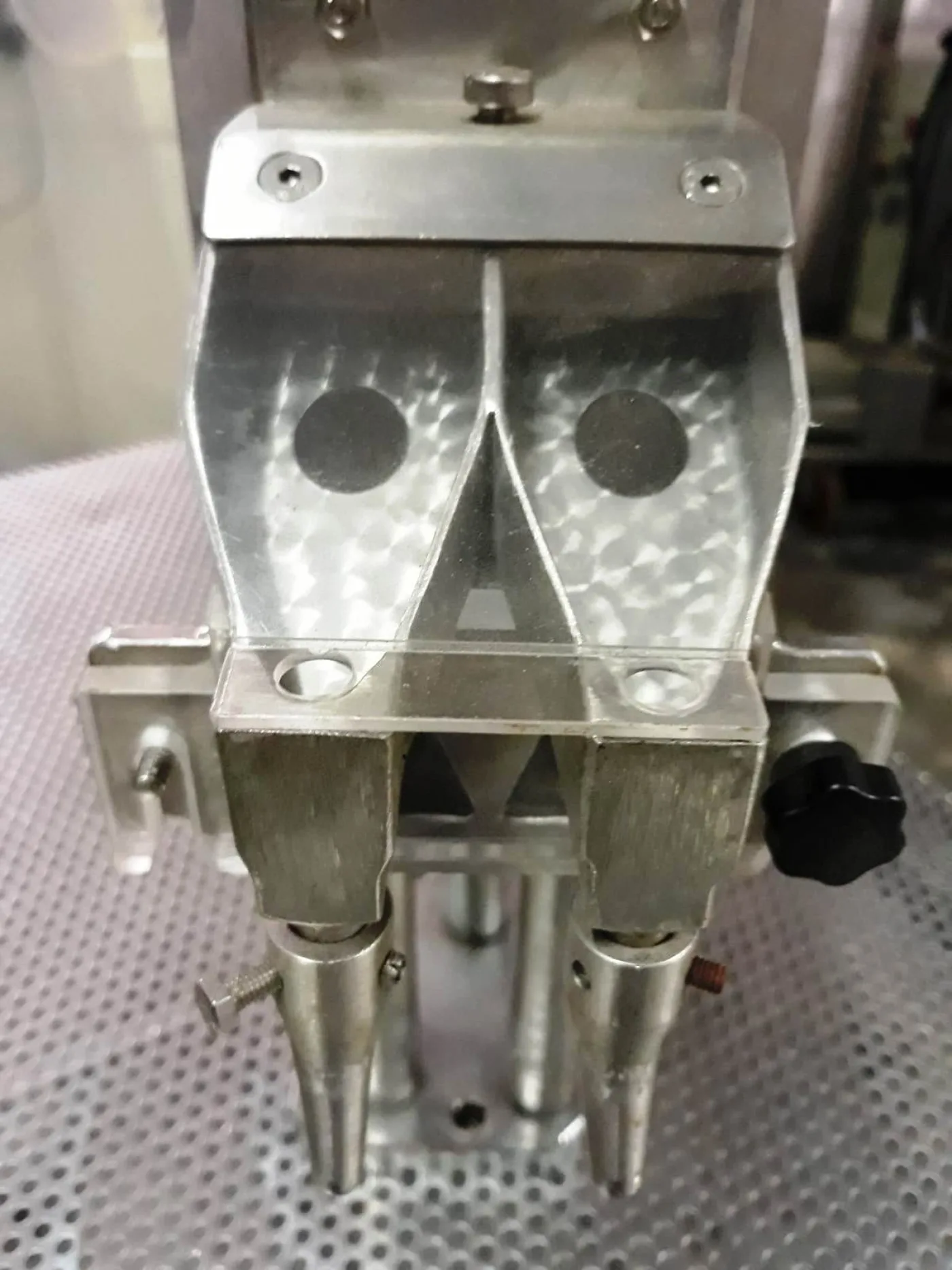 DISPENSER - 1
