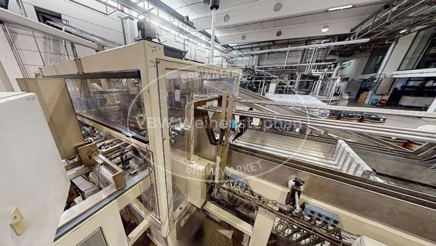 Tray packaging and shrink wrapping machine - 3