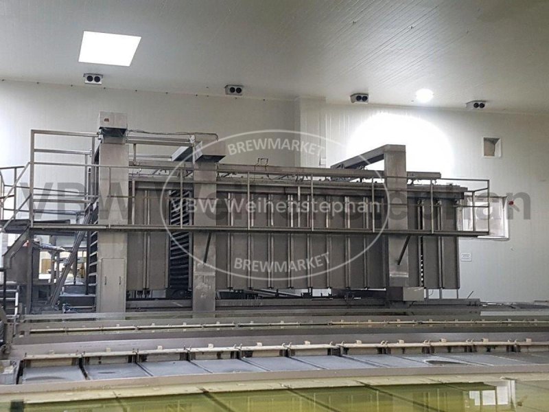 Loader and unloader for salt bath cheese trays