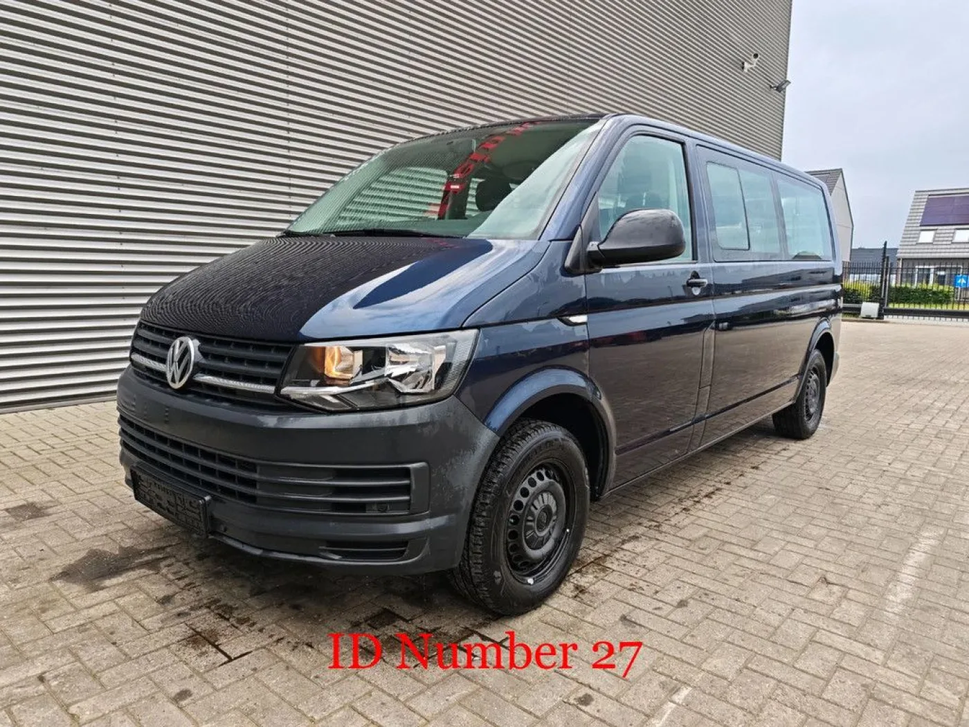 Volkswagen Transporter 2.0 TDI 9 Persons! - 3
