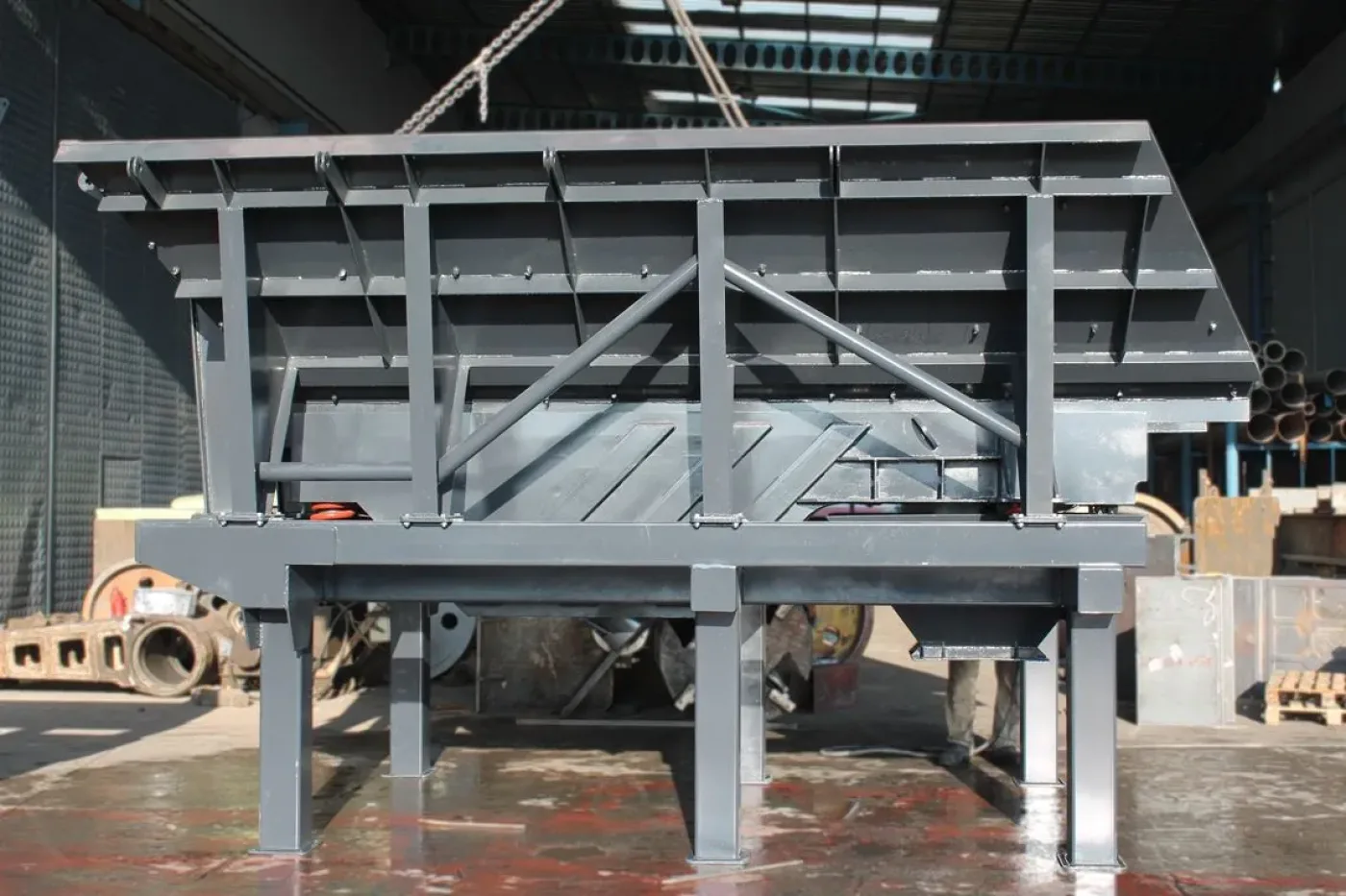 Vibrating Rock Feeder (Grizzly Feeder) - 9