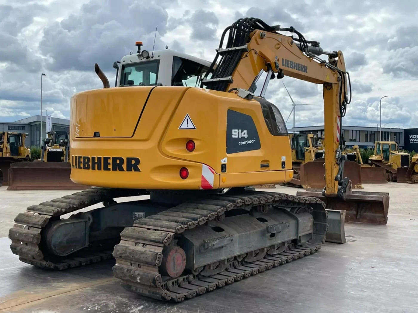 Liebherr R914 Compact - 5