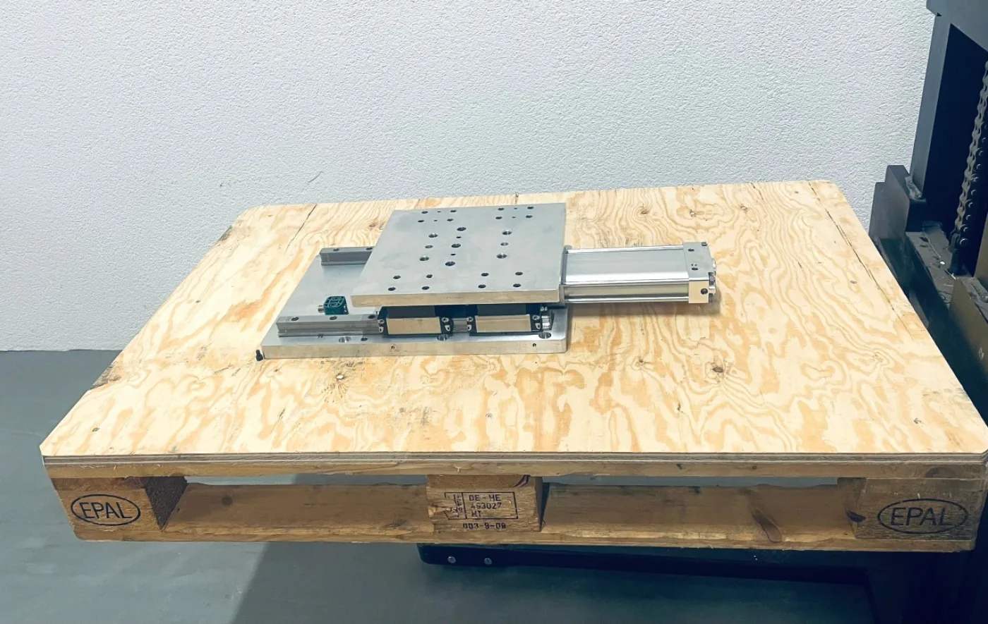 Tünkers Pneumatische Lineareinheit LE100-100 VRL SB T02 - 1