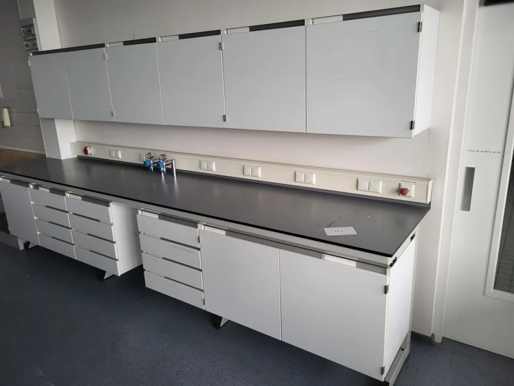 1982 - Used S+B Laboratory wall table (394 cm)