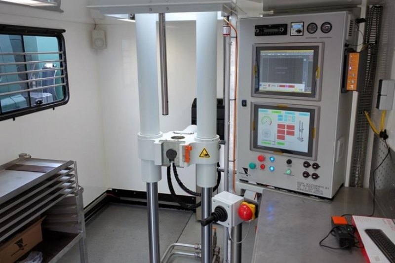 200 kN CPT Penetrometer Pusher