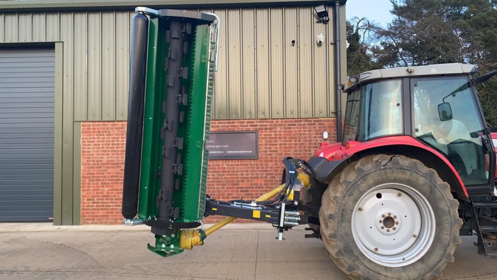 Spearhead Sniper 250 HD offset flail mower