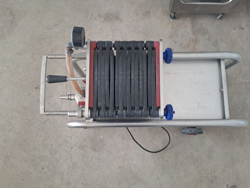 MONTANARO F.LLI 20X20 STAINLESS STEEL PLATE FILTER WITH 17 PLATES, SECOND HAND MACHINE