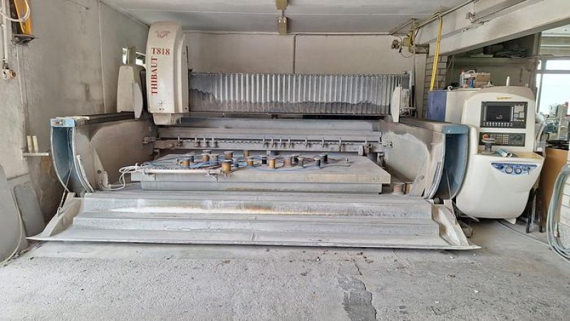 2006 Thibaut T818-