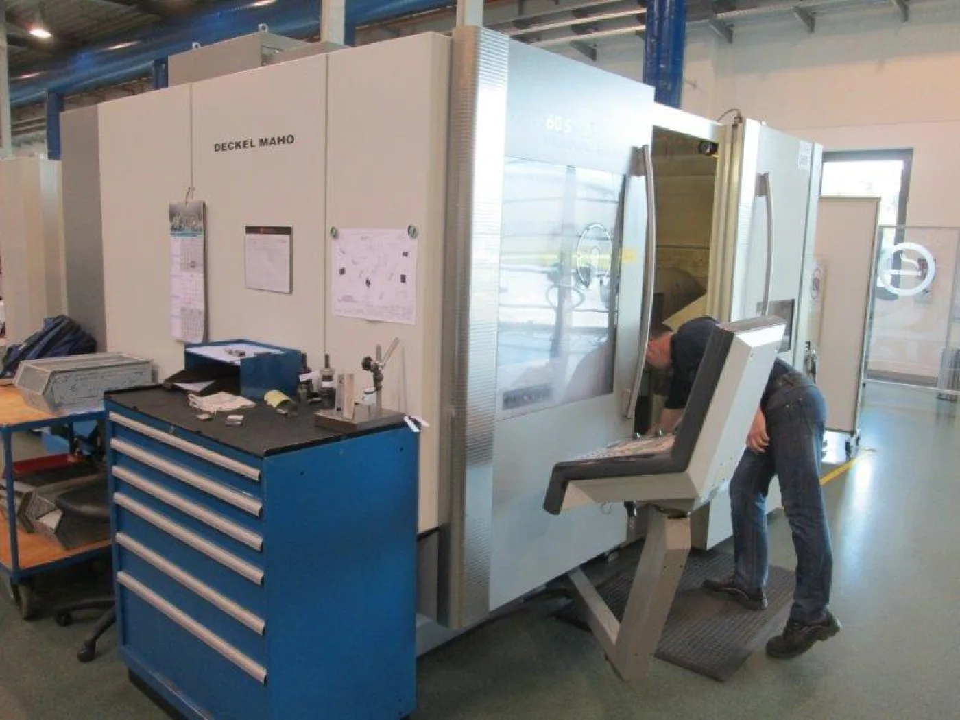 DMC 60 S DECKEL MAHO 2002 - 6