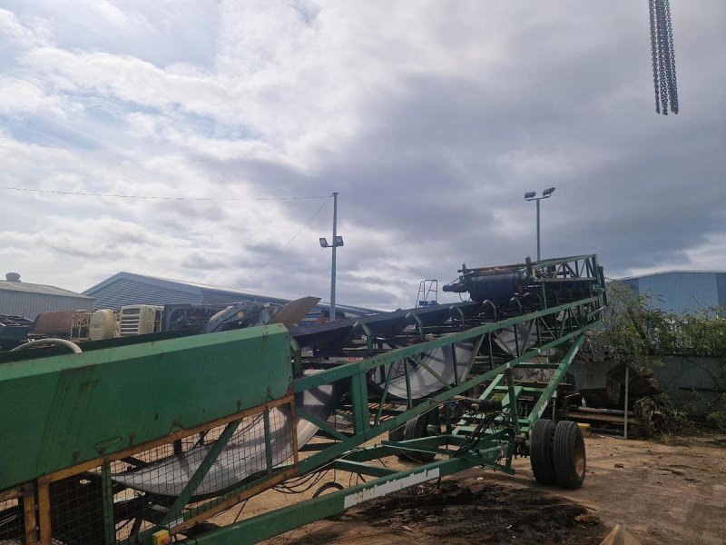 2011 McCloskey ST80 Mobile Stockpiling Conveyor