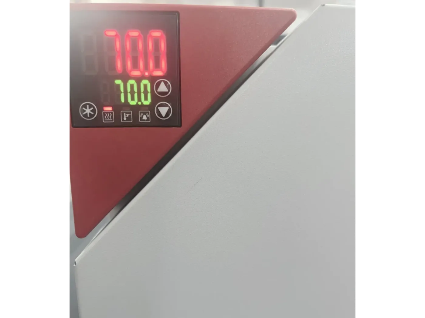 Binder BD-S 056 Incubator - 3
