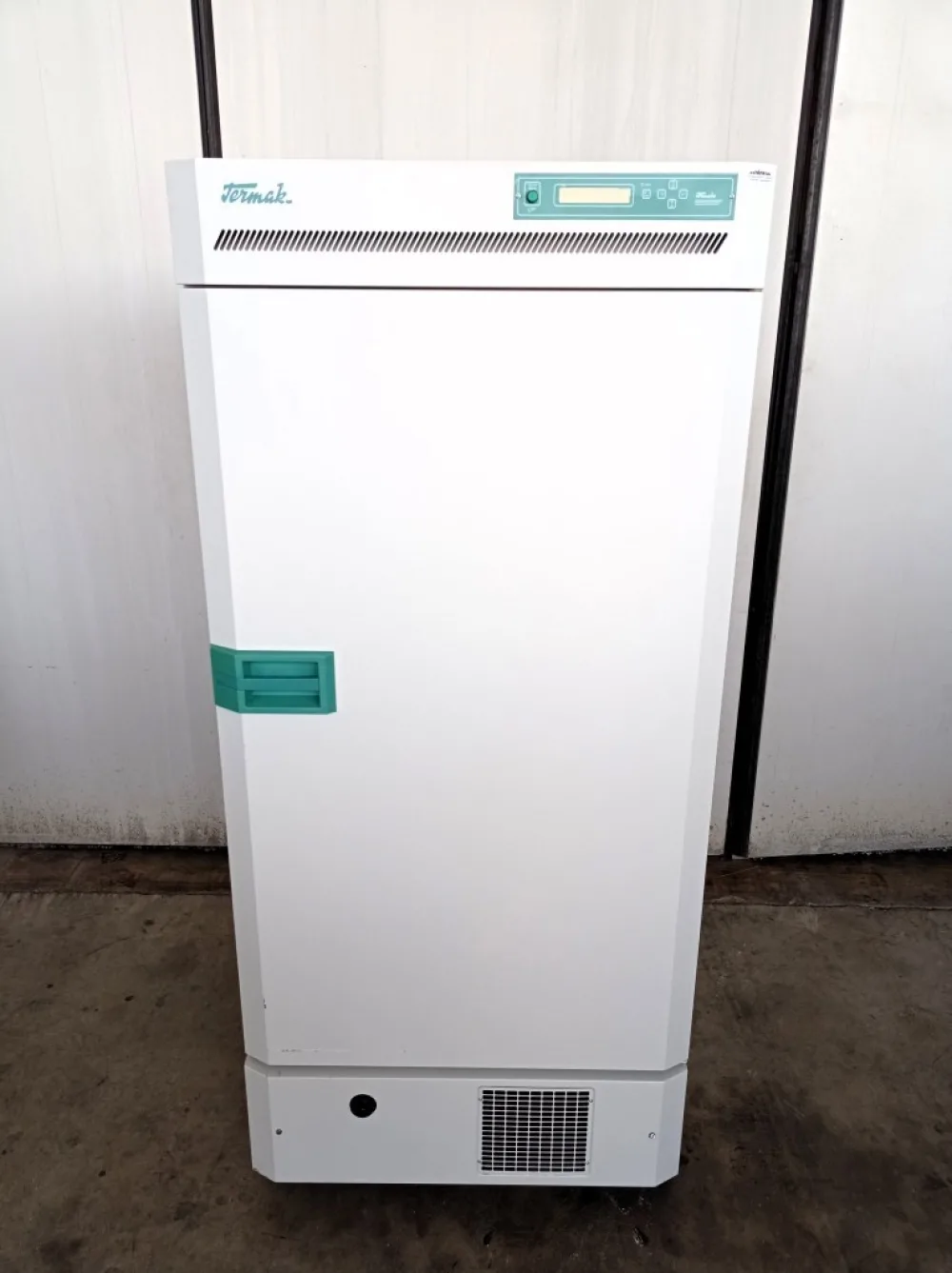 INCUBATORE REFRIGERATO – TERMAKS – MOD. KB 8400 F