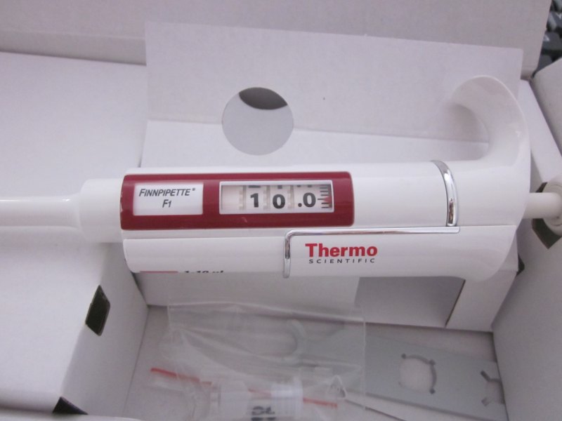 PIPETTA MONOCANALE A VOLUME FISSO – THERMO SCIENTIFIC – MOD. FINNPIPETTE F1
