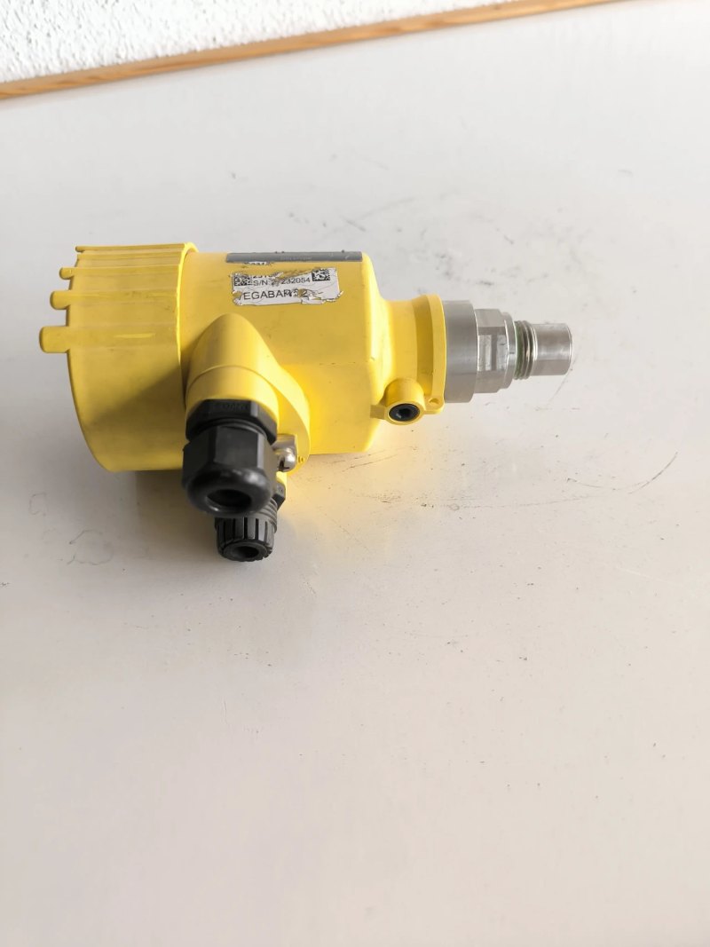 PRESSURE TRANSMITTER VEGABAR 82 ATEX
