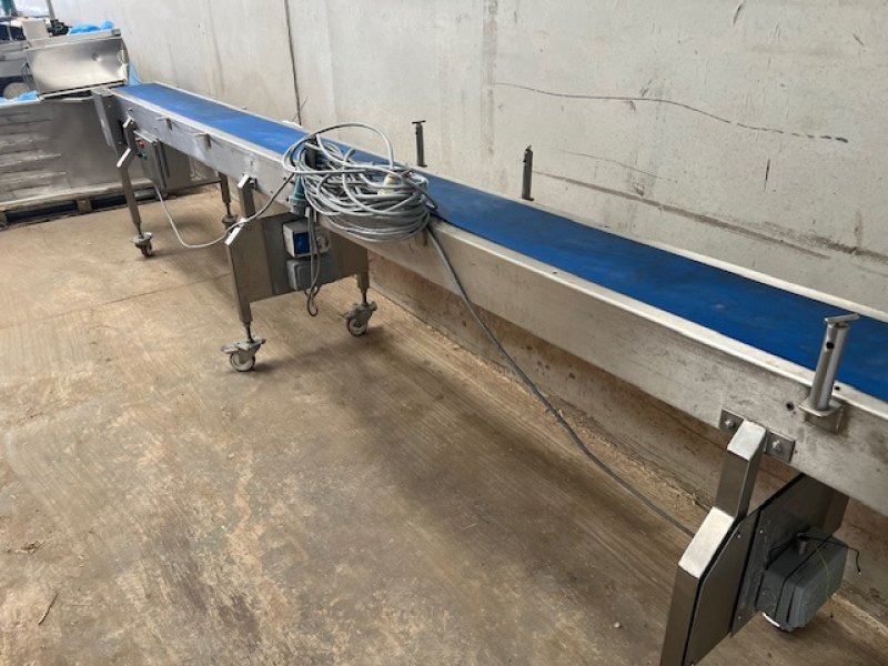 Conveyor 4.5m Long x 240mm