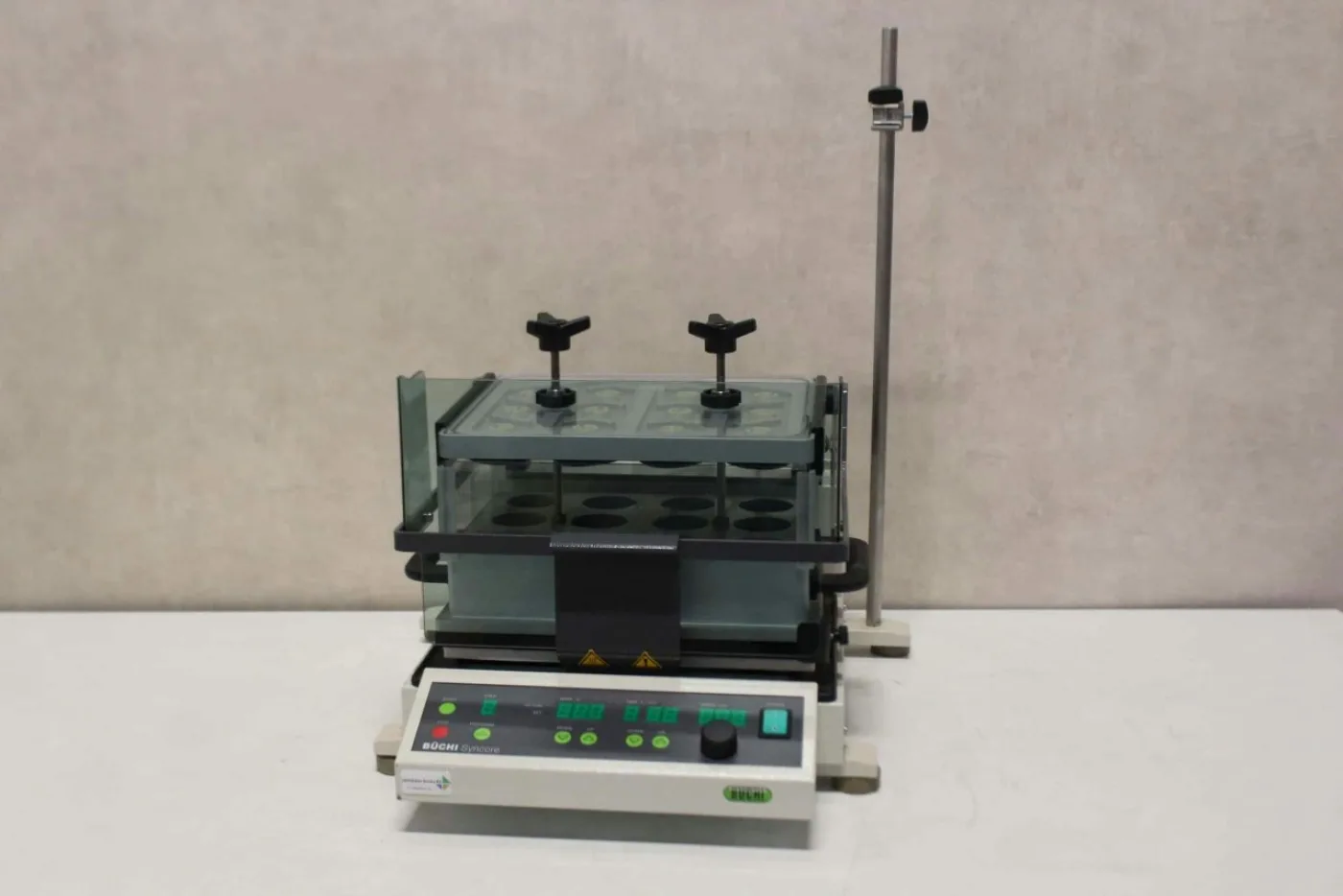 Büchi Syncore Q-101 Parallel Verdampings Platform - 1