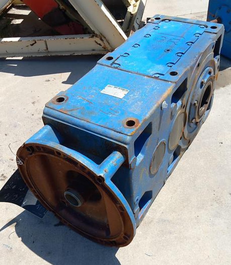 Caixa redutora Rossi Motoriduttori de 125 kw