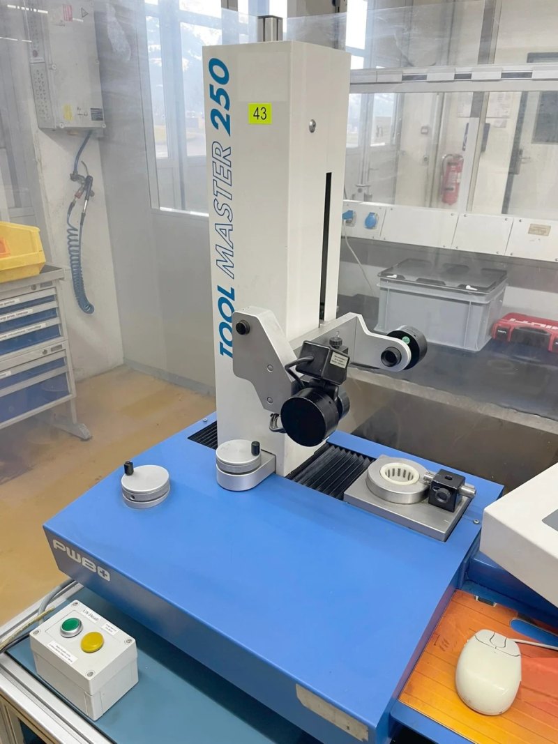 022335 - PWB SWISS TOOLMASTER 250