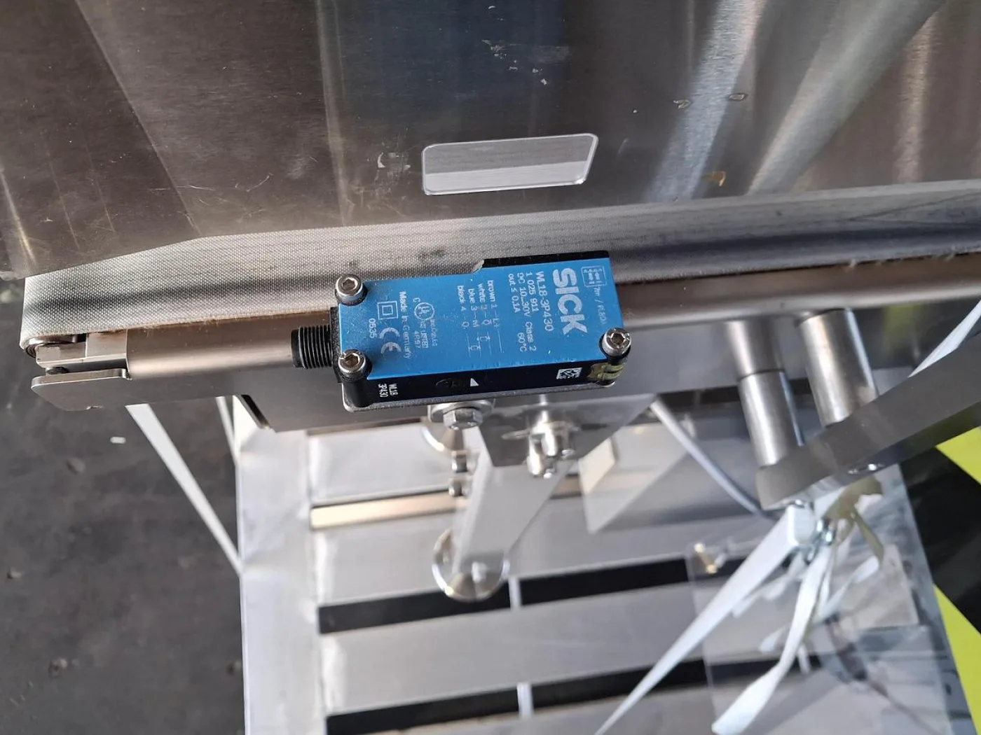 INOVA Förderband mit Zuführsystem - 6