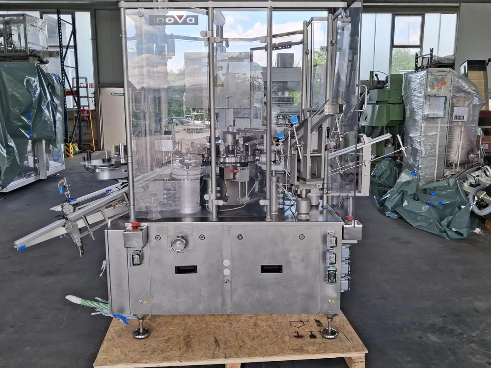 inova pharma systems GMbH CKK 62 Rundläufer Etikettiermaschine