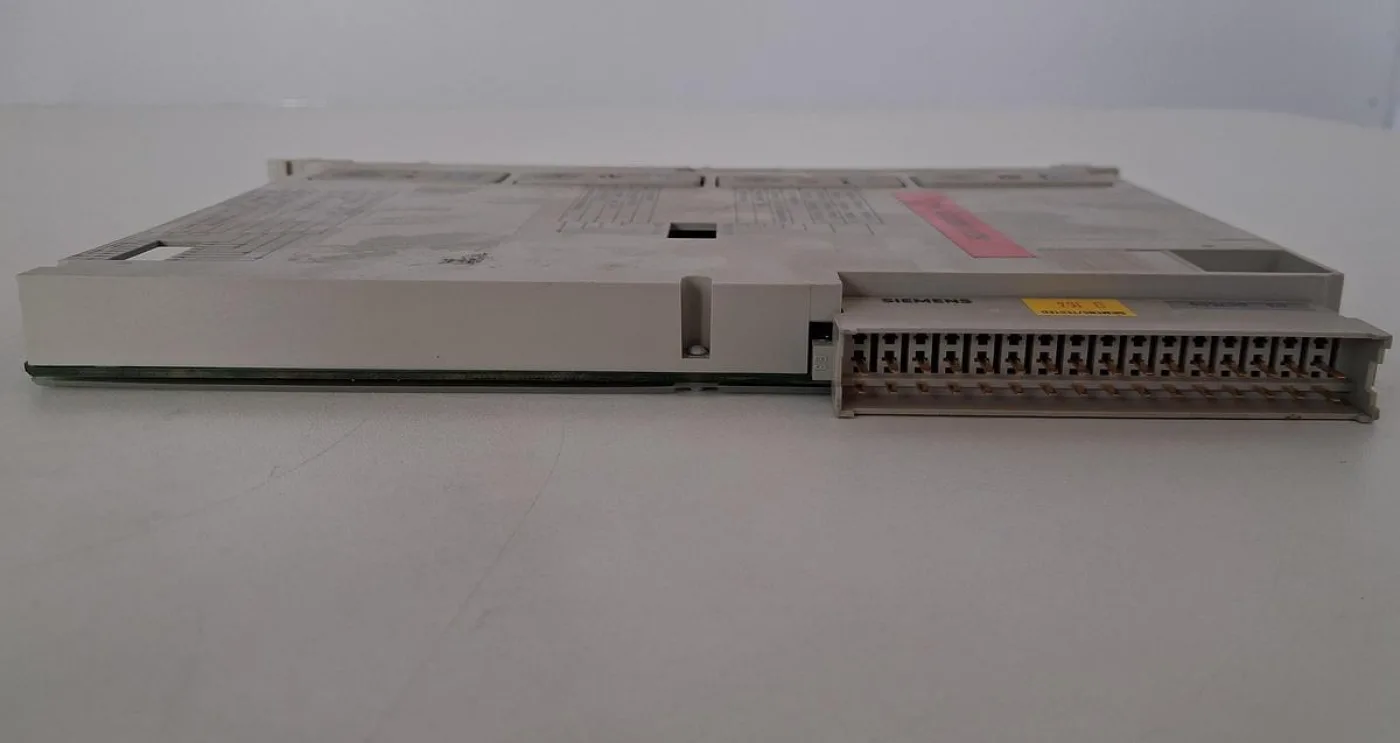 Siemens SIMATIC S5 6ES5498-1AA71 Analog-Eingabemodul - 7