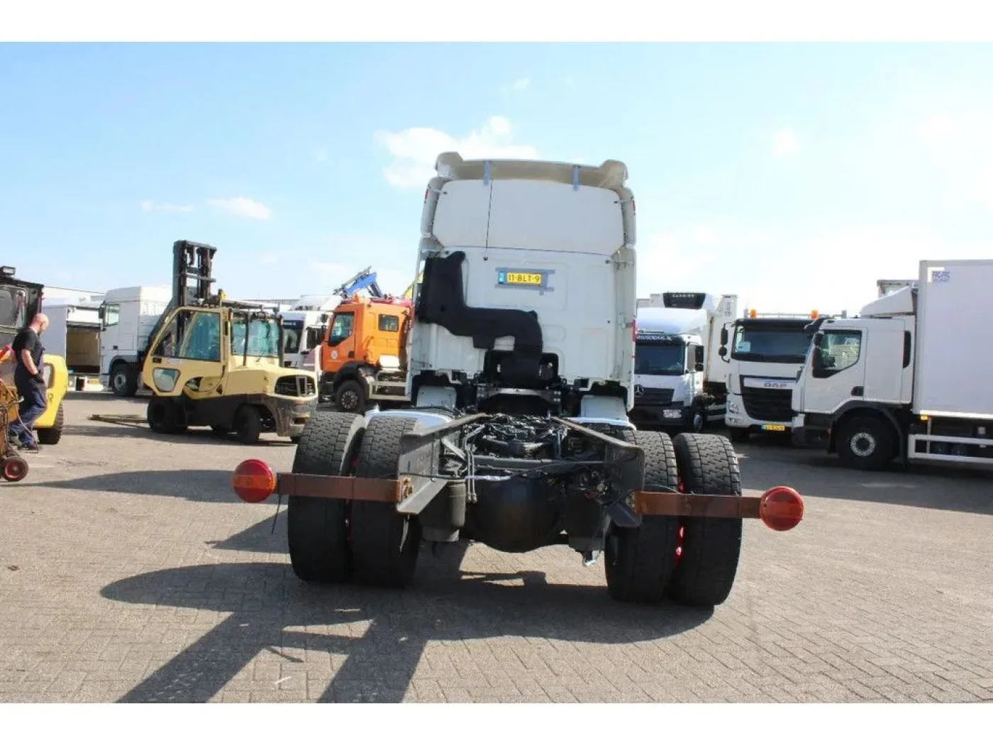 DAF CF 370 FA 370 + euro 6 + ssc + full option - 4