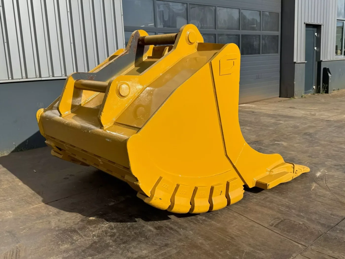 Caterpillar 352 Miller S90 - 5