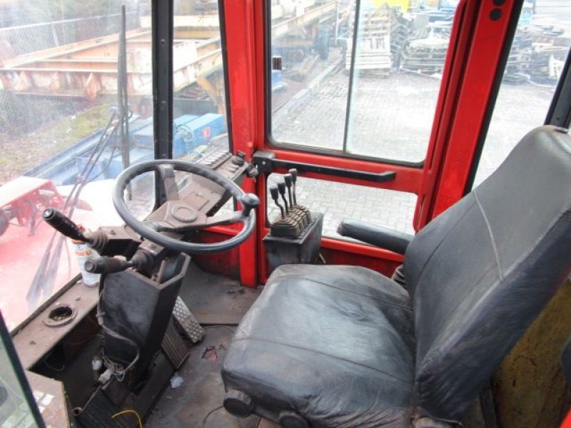 Kalmar DCD28 RO-RO