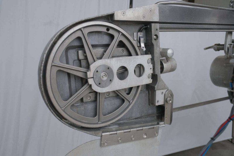 Splitting saw, Jarvis, Buster V