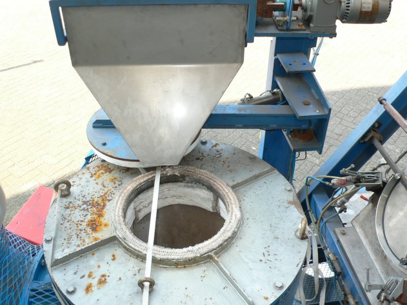Evans Leeds Metal melting furnace (Zinc Crubible) - Drying oven