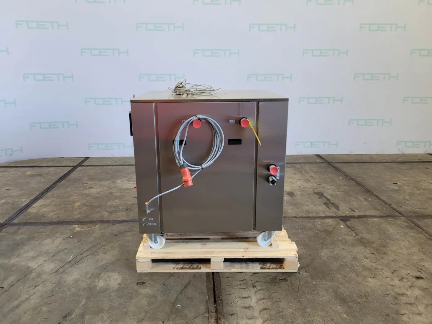 Huber HTS 30 (Heat Transfer Station) - Temperature control unit - 2