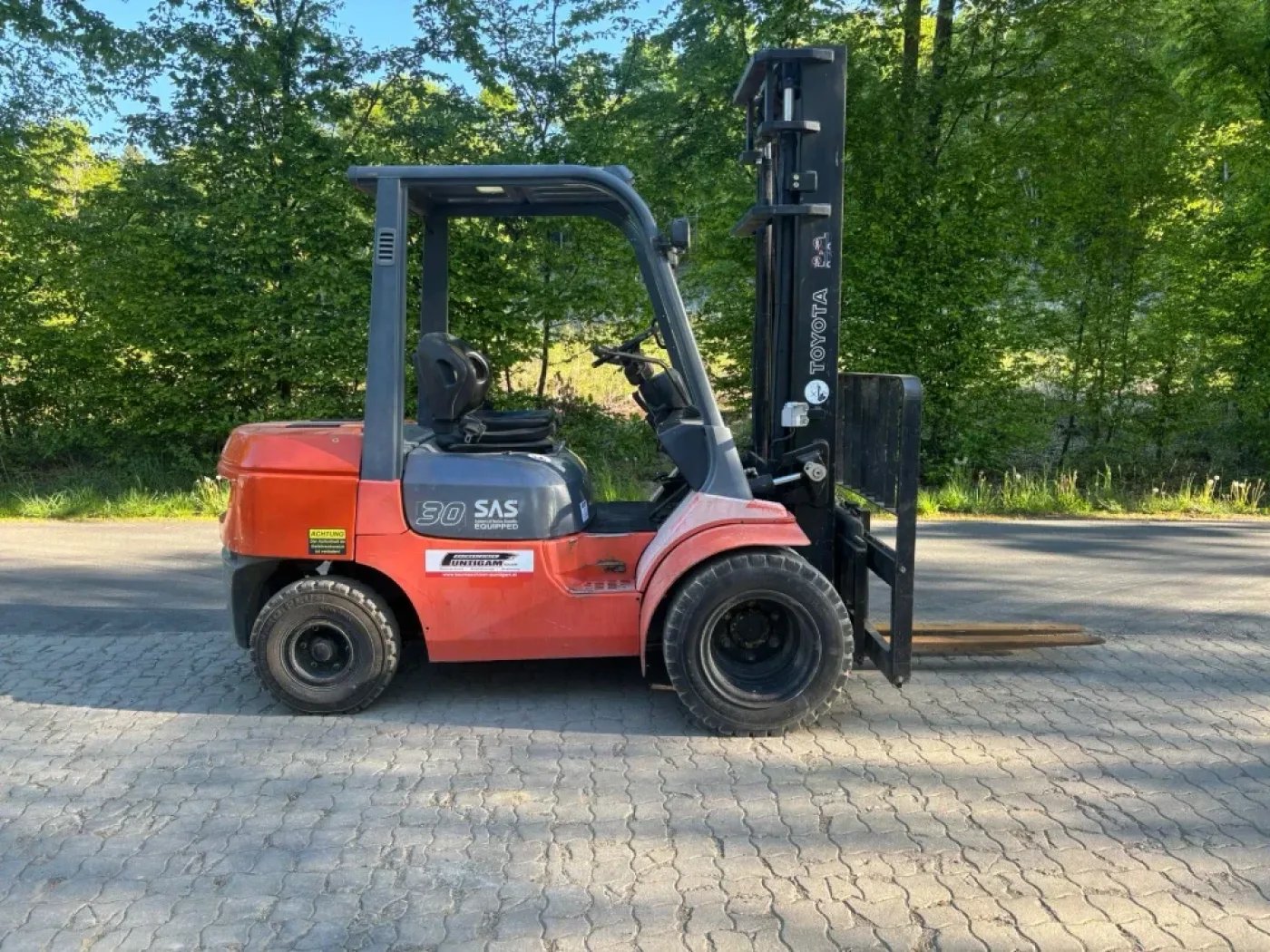 Toyota 62 - 7FDF30 - 2