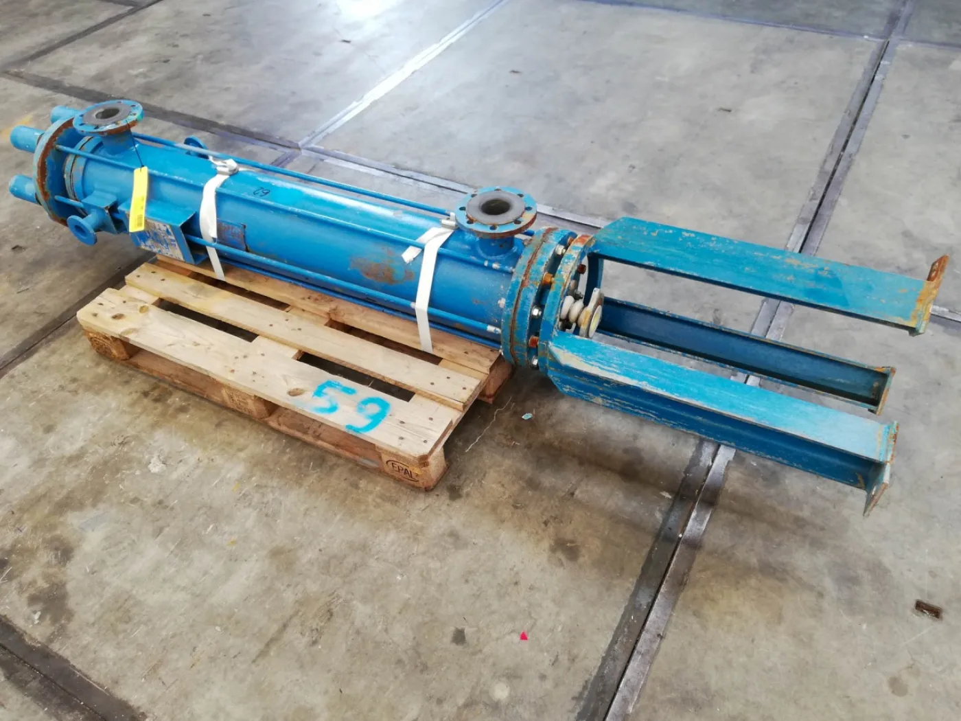 Le Carbone-Lorraine NC210S - Shell and tube heat exchanger - 3