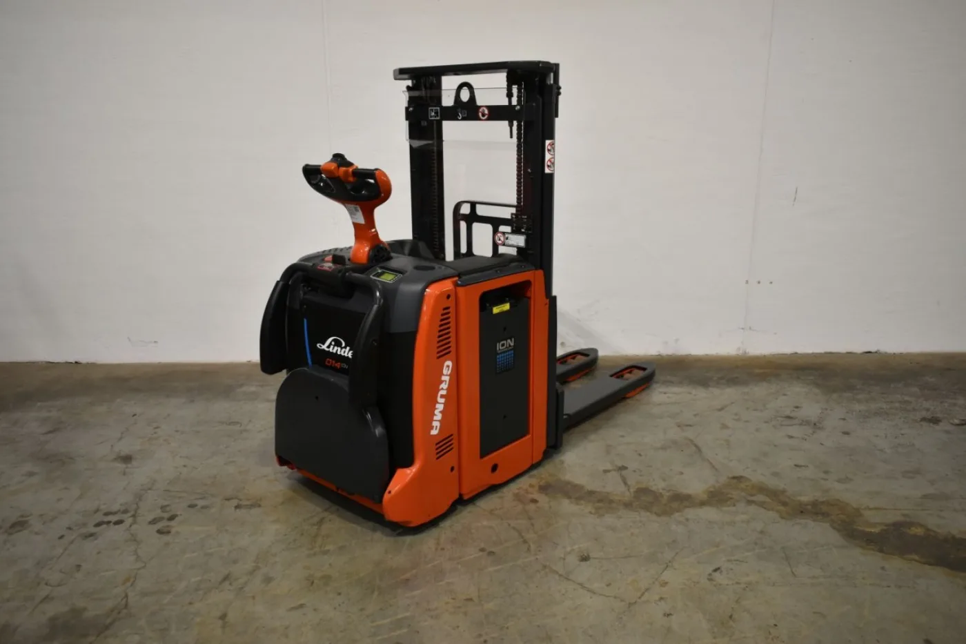 Hochhubwagen Linde D 14 AP ION 133-01 (2021) - 1