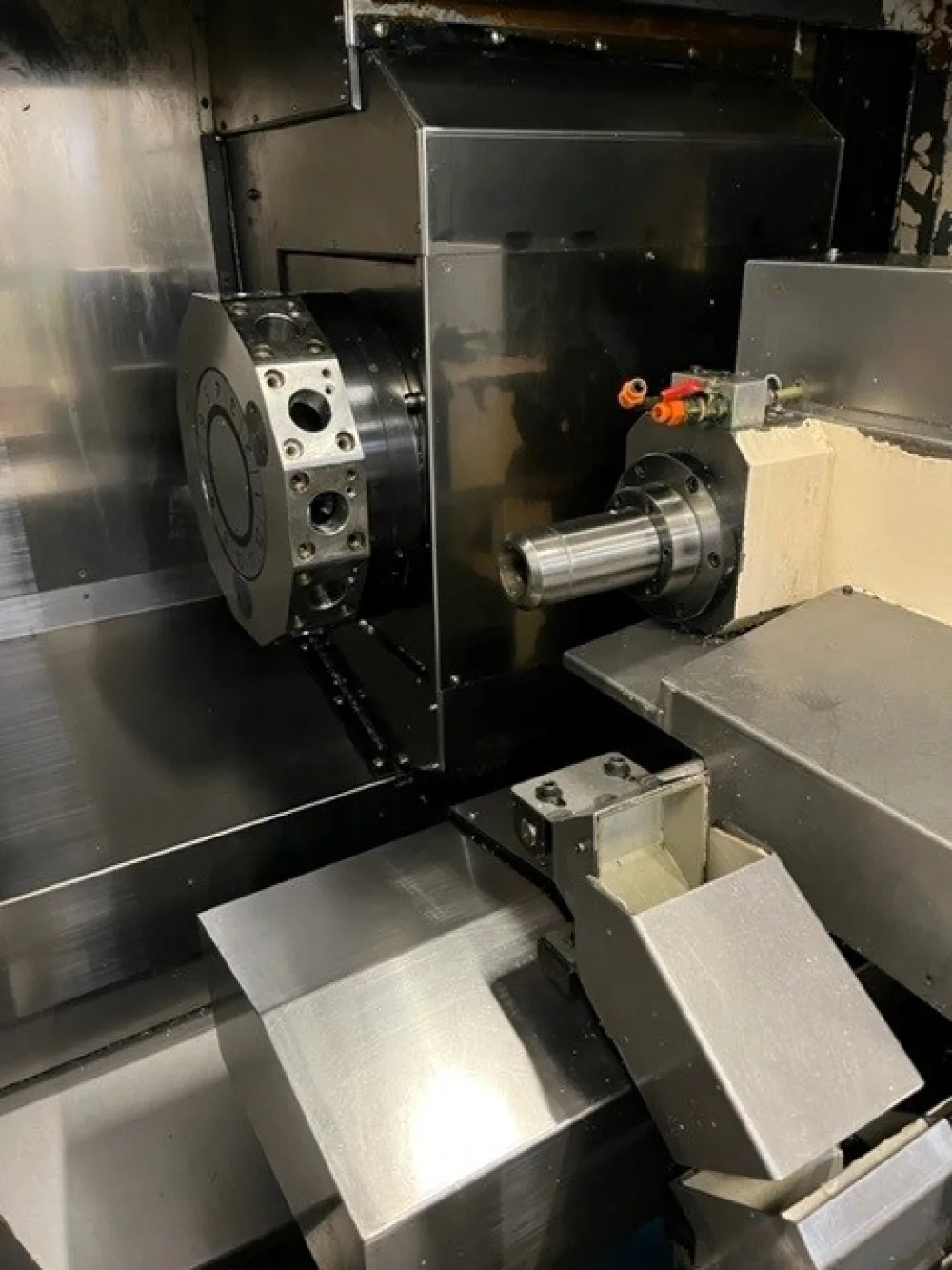 CNC Turning Machine – KITAMURA KNC 250 YS