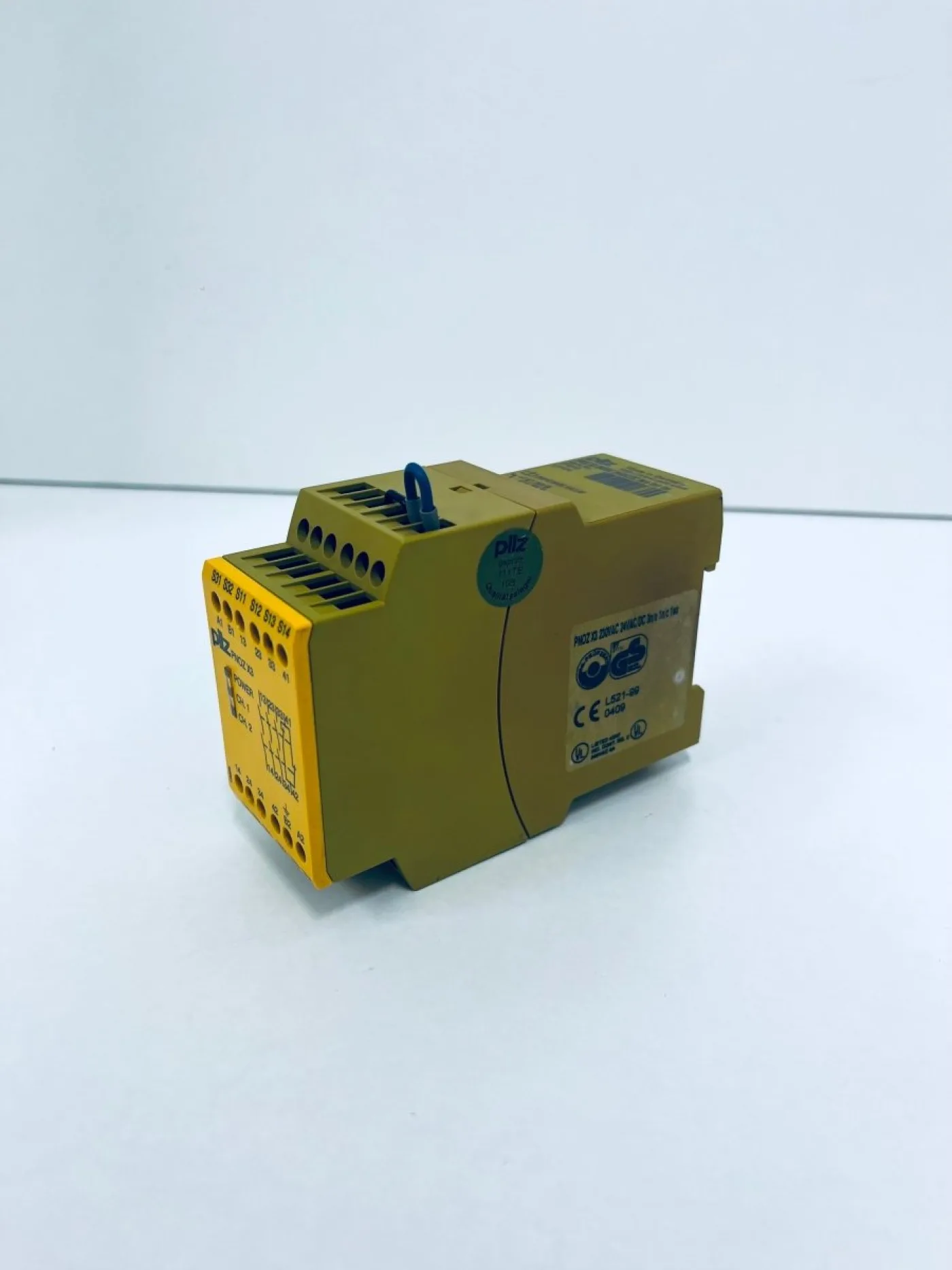 Pilz Sicherheitsmodul PN0Z X3 - 4