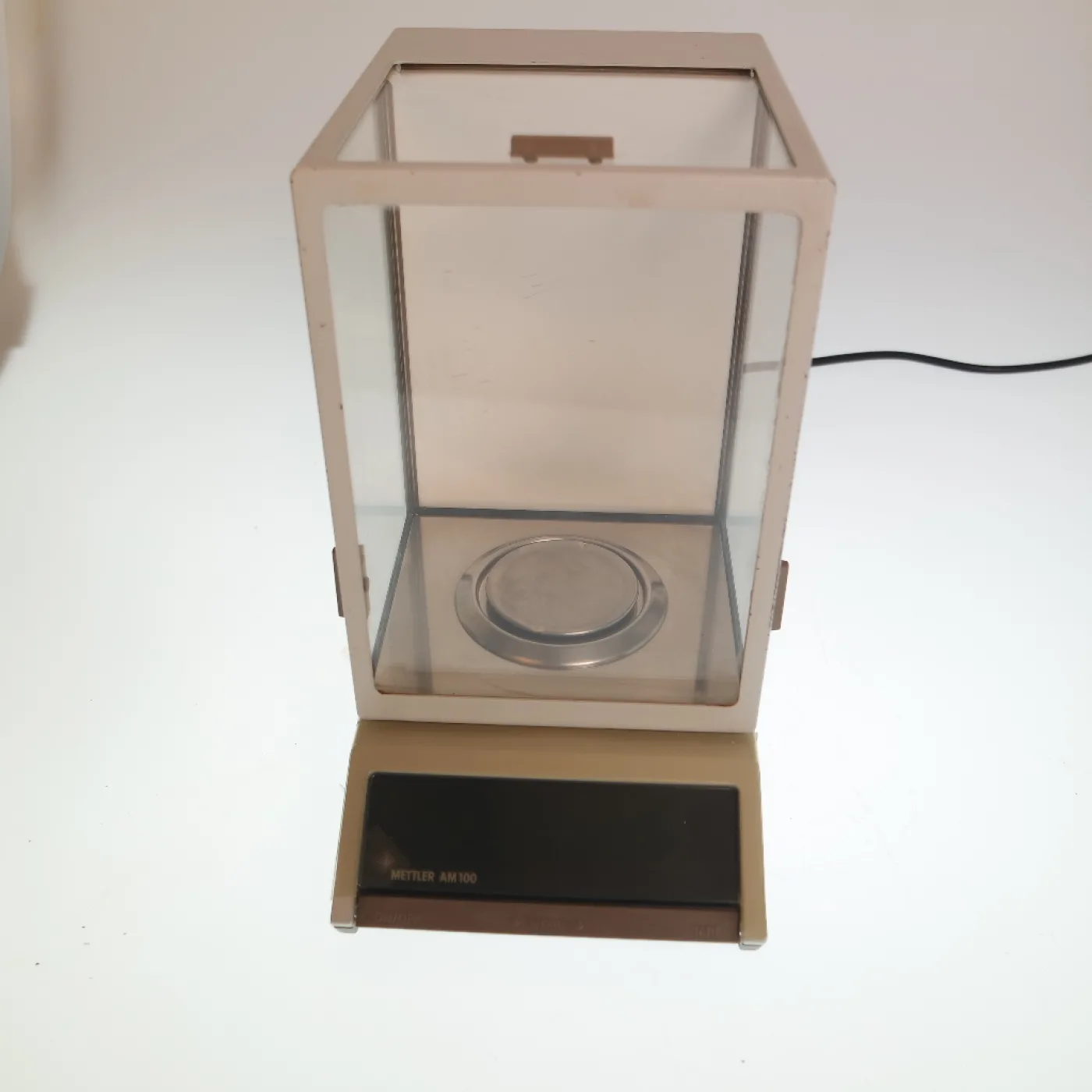 361 - Used Mettler Toledo digital analytical balance AM100 - 1