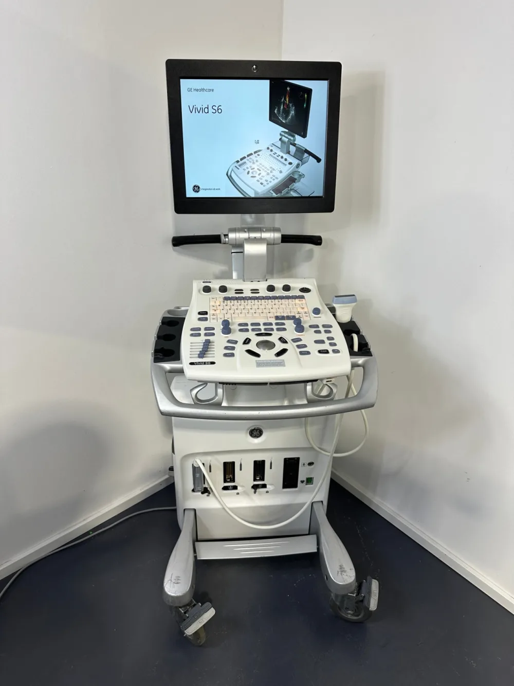 GE Healthcare Technologies Vivid S6 H45041FT Ultraschallfarbdoppler