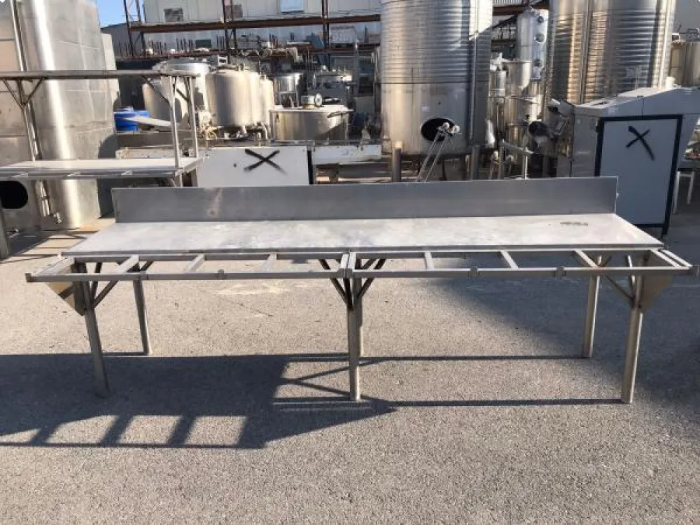 Mesa de acero inoxidable de trabajo de pared