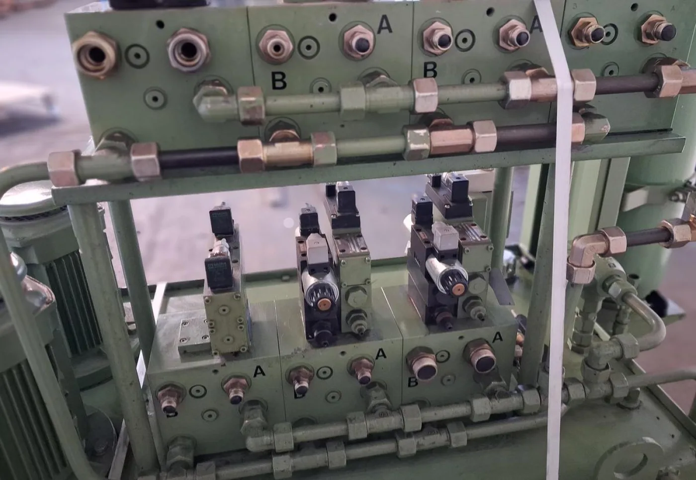Hydraulikaggregat mit Steuerblocksystem - 8