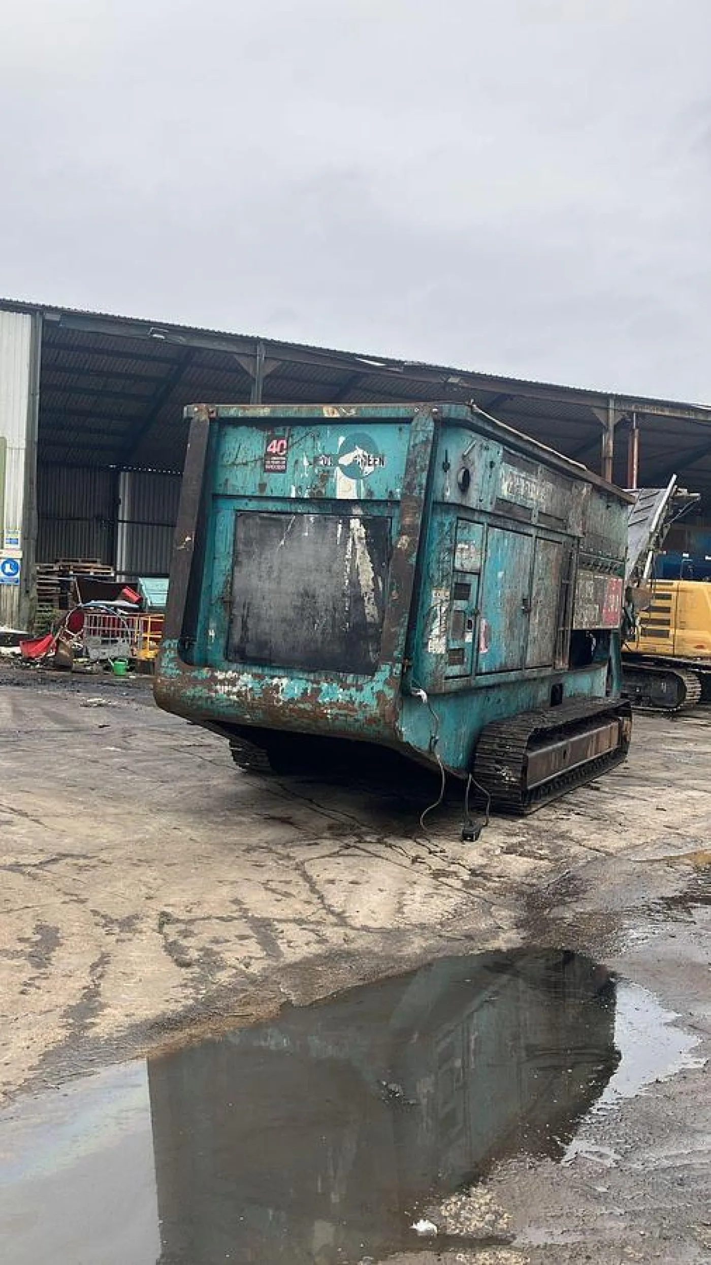2006 Powerscreen Powershredder 2400 Slow-Speed Twin-Shaft Shredder - 4