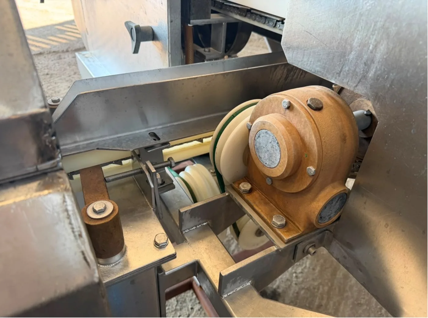 VMK 18 Fish Filleting and Heading Machine - 2