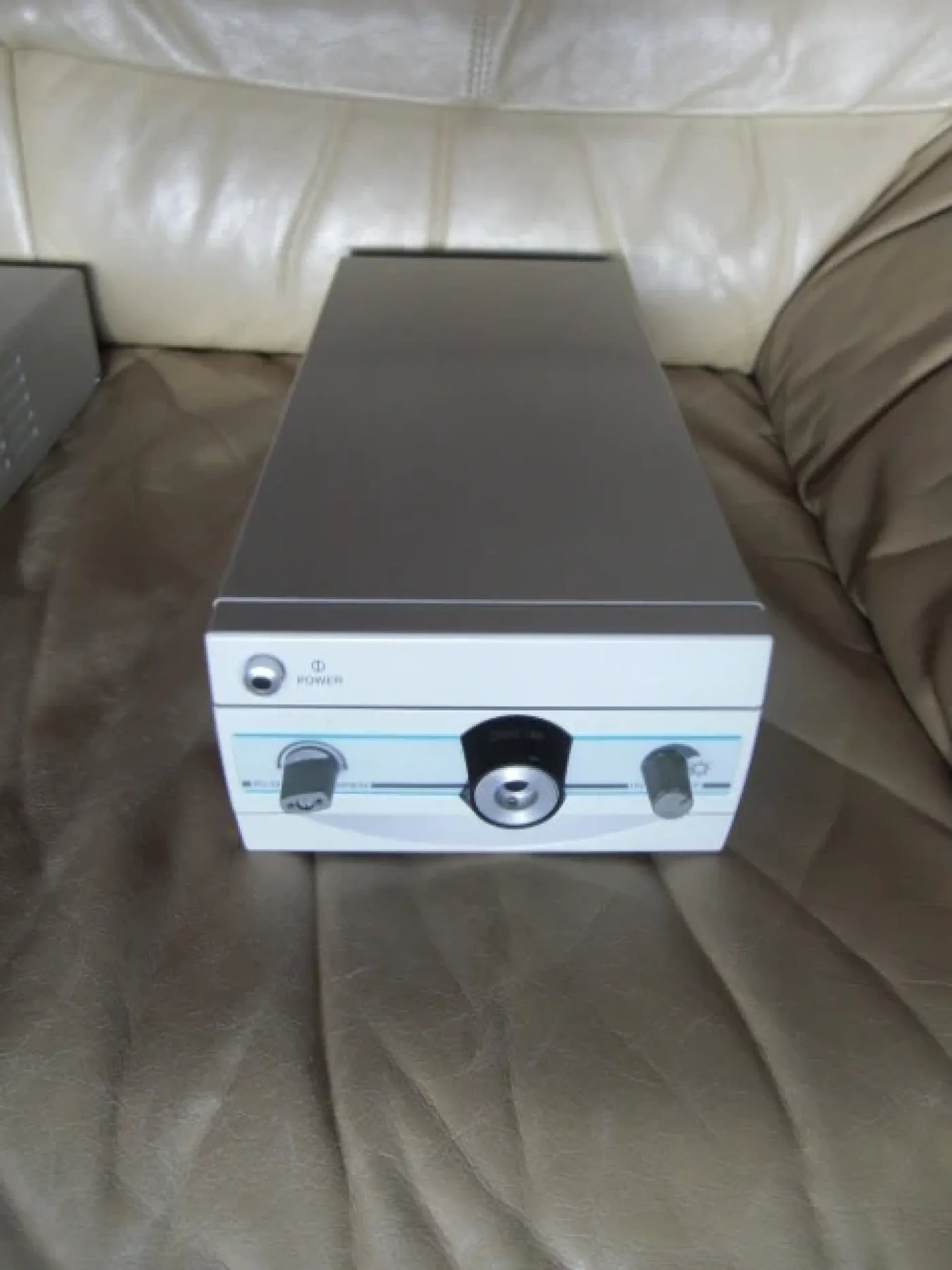 Xion Medical LQ Endoskopie Kaltlichtquelle (Halogen) - 1