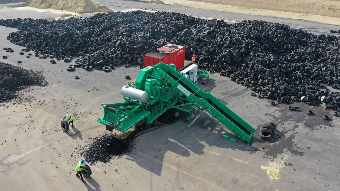 2020 Precimeca Mobile Electric Tyre Shredder - 1