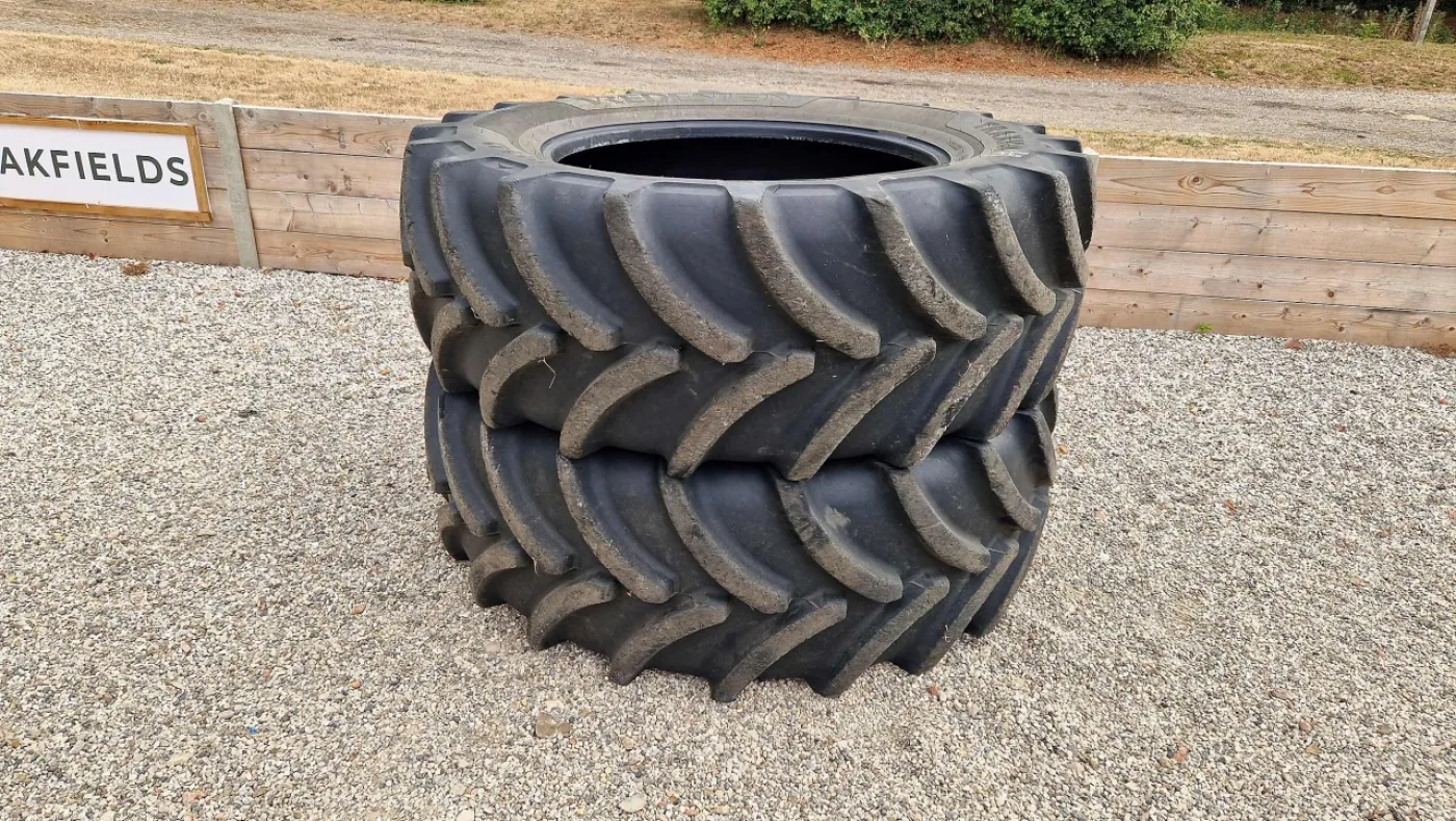 Pair of used 650/65R42 Vredestein tyres - 1