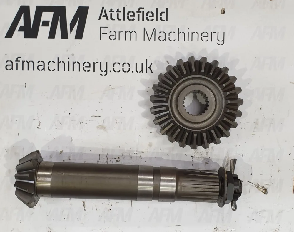 Spearhead Gear Set - 5771418 (to suit 5770004 Bondioli Center 540 rpm Gearbox)