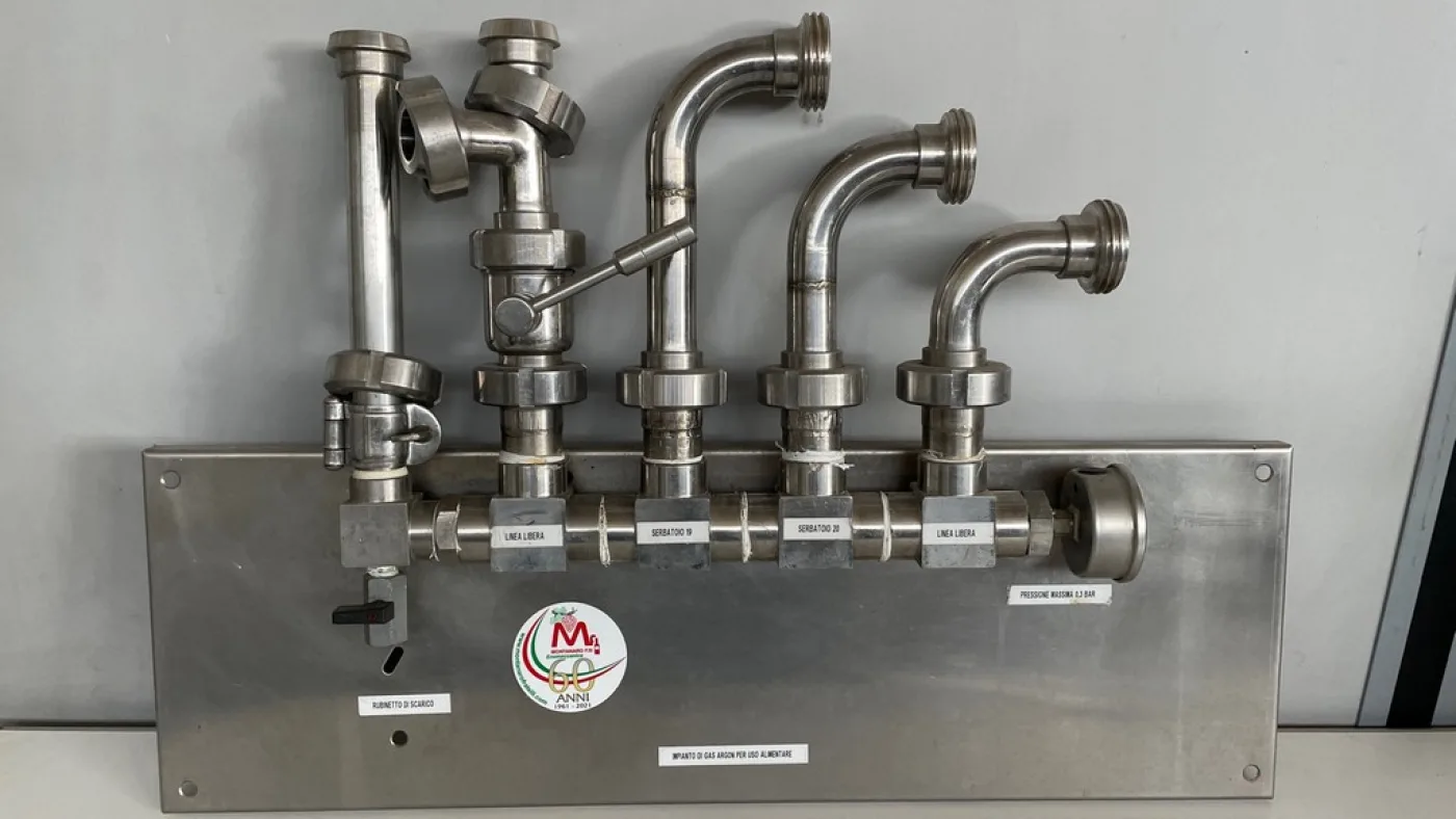 DOUBLE STAGE NITROGEN GAS DISTRIBUTION UNIT COMPLETE WITH MANIFOLD FOR CONNECTION TO THE TANKS, SECOND-HAND EQUIPMENT - 2