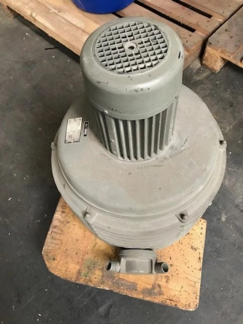 Rietschle CEV 3709-D5 vacuum pressure pump