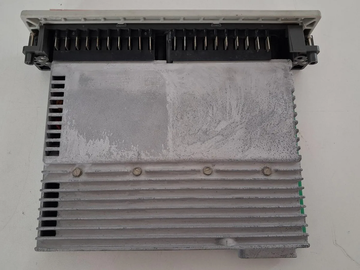 Modicon AS-B808-016 230 VAC Output Module - 6